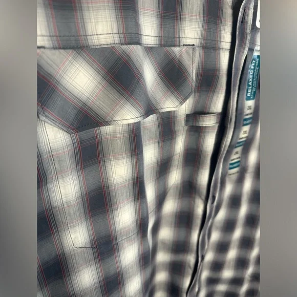 Carhartt NWT Men’s Force Relaxed Fit Short Sleeve Button Front Plaid Shirt - Picture 9 of 14